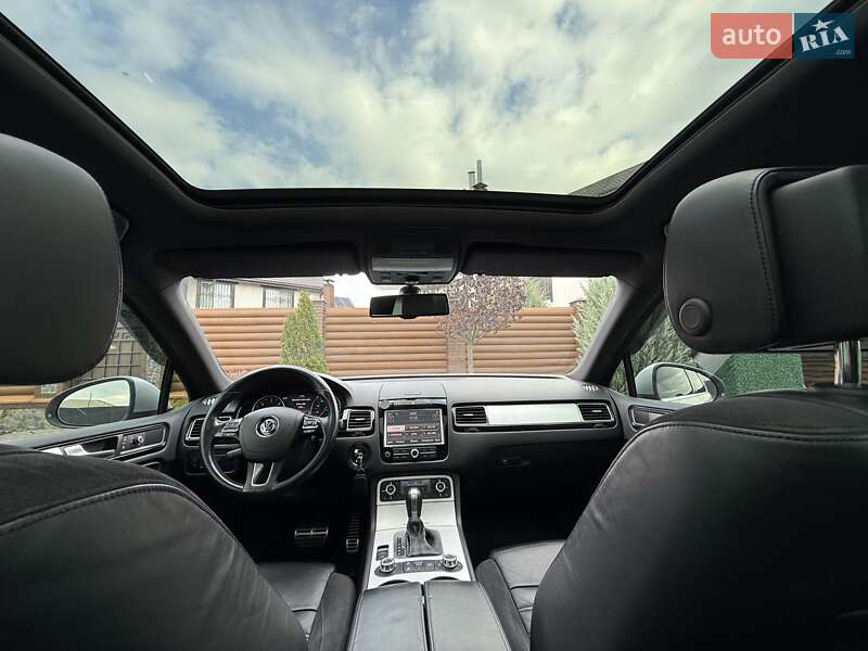 Позашляховик / Кросовер Volkswagen Touareg 2012 в Києві фото 68 Позашляховик / Кросовер Volkswagen Touareg 2012 в Києві