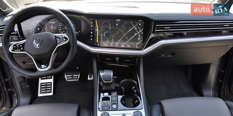 Позашляховик / Кросовер Volkswagen Touareg 2022 в Одесі