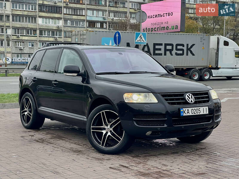 Позашляховик / Кросовер Volkswagen Touareg 2005 в Києві