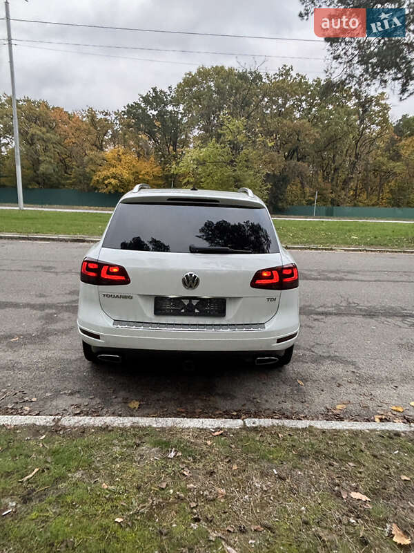 Позашляховик / Кросовер Volkswagen Touareg 2012 в Києві фото 8 Позашляховик / Кросовер Volkswagen Touareg 2012 в Києві