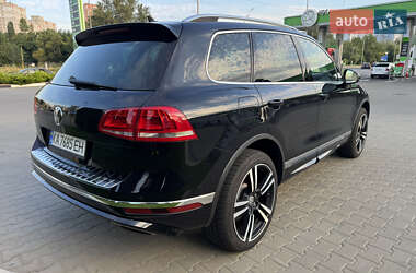Внедорожник / Кроссовер Volkswagen Touareg 2016 в 