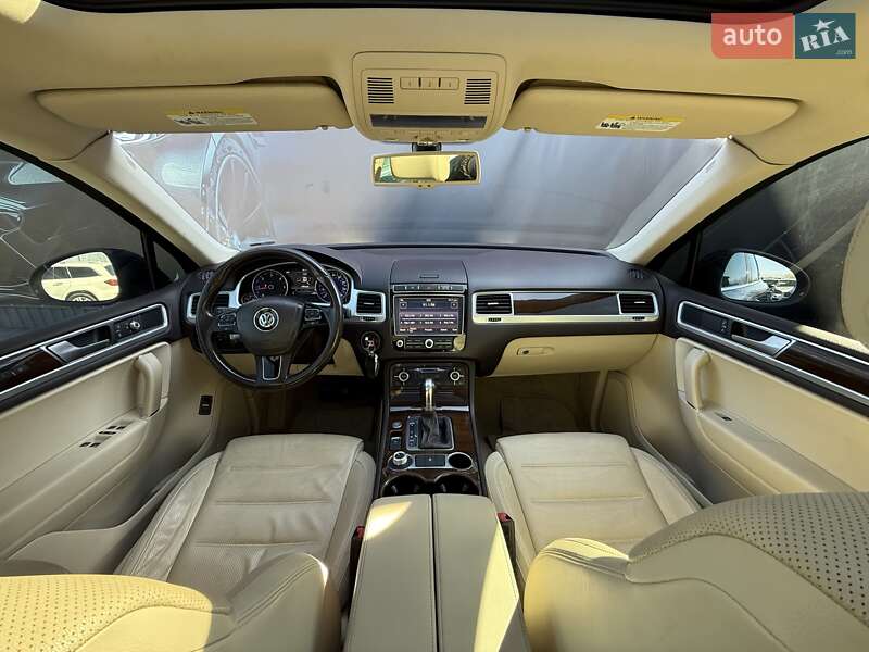 Позашляховик / Кросовер Volkswagen Touareg 2016 в Львові фото 56 Позашляховик / Кросовер Volkswagen Touareg 2016 в Львові