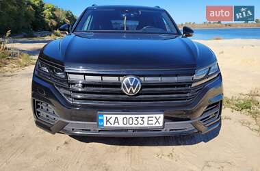 Позашляховик / Кросовер Volkswagen Touareg 2022 в Черкасах