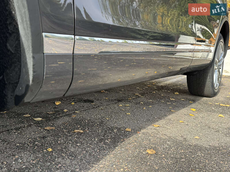 Внедорожник / Кроссовер Volkswagen Touareg 2011 в Смеле фото 20 Внедорожник / Кроссовер Volkswagen Touareg 2011 в Смеле