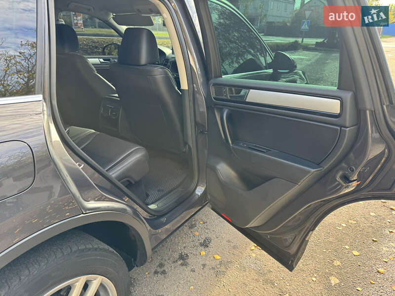 Внедорожник / Кроссовер Volkswagen Touareg 2011 в Смеле фото 52 Внедорожник / Кроссовер Volkswagen Touareg 2011 в Смеле