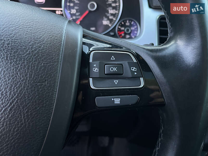 Внедорожник / Кроссовер Volkswagen Touareg 2011 в Николаеве фото 23 Внедорожник / Кроссовер Volkswagen Touareg 2011 в Николаеве