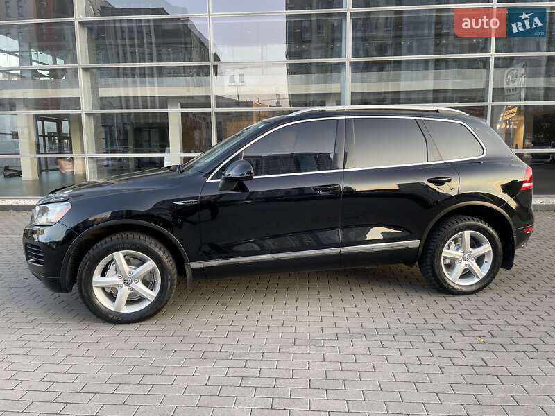 Внедорожник / Кроссовер Volkswagen Touareg 2010 в Хмельницком фото 11 Внедорожник / Кроссовер Volkswagen Touareg 2010 в Хмельницком