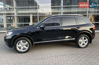 Внедорожник / Кроссовер Volkswagen Touareg 2010 в 