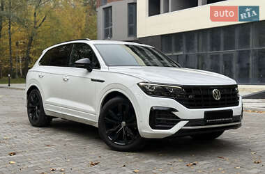 Позашляховик / Кросовер Volkswagen Touareg 2018 в Тернополі