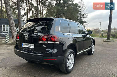 Внедорожник / Кроссовер Volkswagen Touareg 2007 в 
