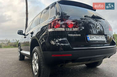 Внедорожник / Кроссовер Volkswagen Touareg 2007 в 
