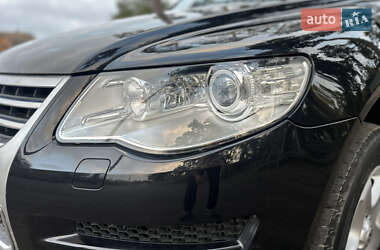 Внедорожник / Кроссовер Volkswagen Touareg 2007 в 