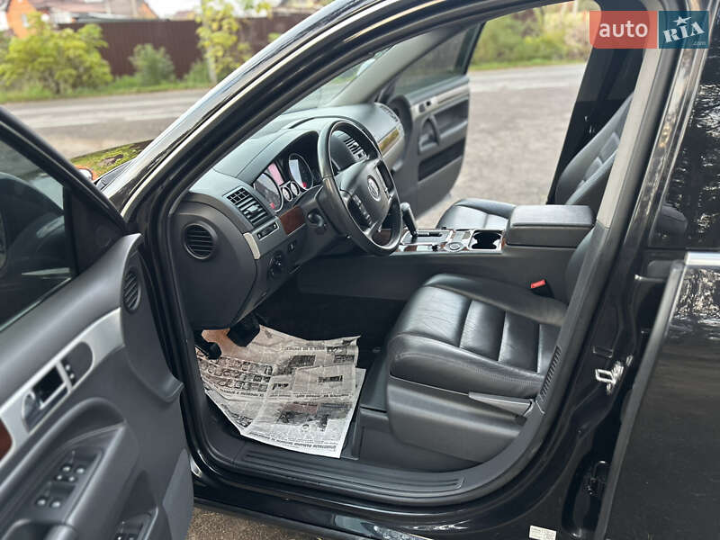 Позашляховик / Кросовер Volkswagen Touareg 2007 в Вінниці