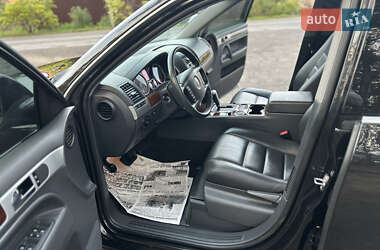 Внедорожник / Кроссовер Volkswagen Touareg 2007 в 