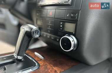 Внедорожник / Кроссовер Volkswagen Touareg 2007 в 