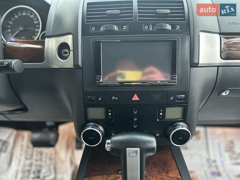 Позашляховик / Кросовер Volkswagen Touareg 2007 в Вінниці