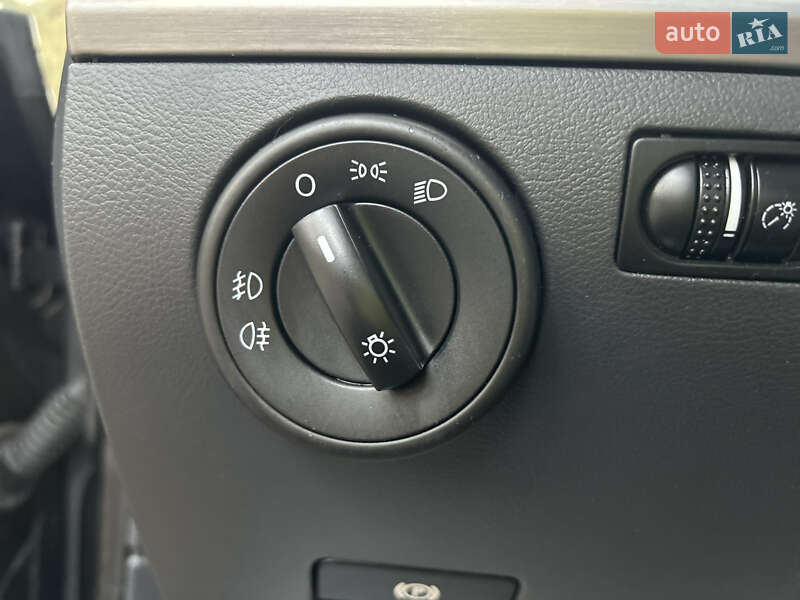 Позашляховик / Кросовер Volkswagen Touareg 2007 в Вінниці