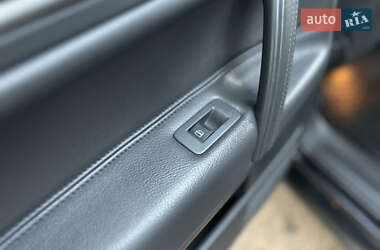 Внедорожник / Кроссовер Volkswagen Touareg 2007 в 