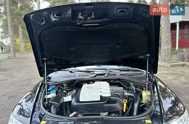 Внедорожник / Кроссовер Volkswagen Touareg 2007 в 