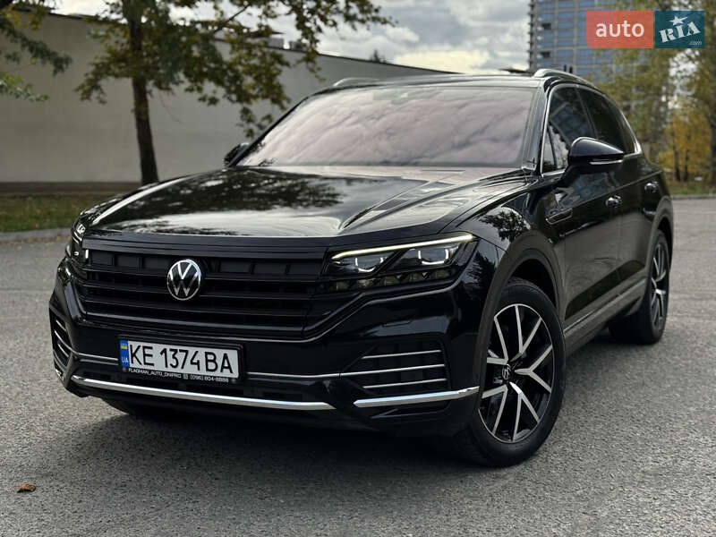 Внедорожник / Кроссовер Volkswagen Touareg 2021 в Днепре