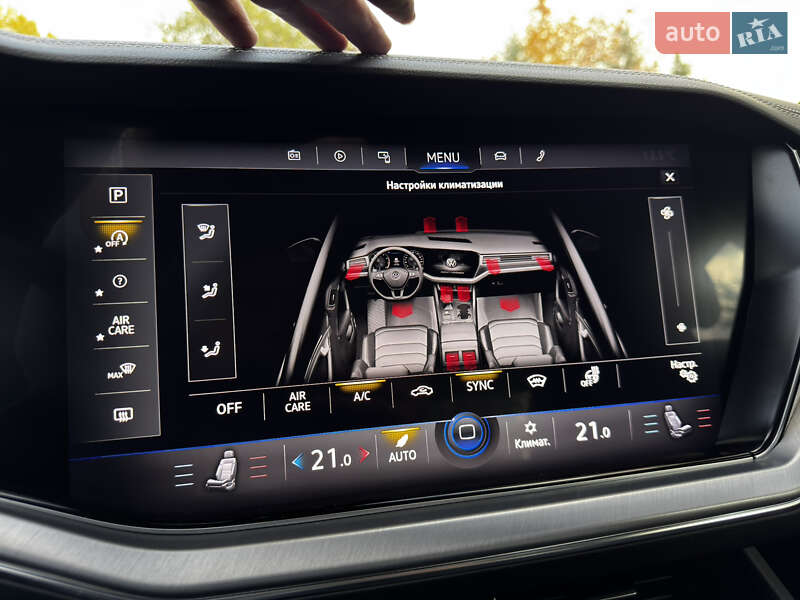 Внедорожник / Кроссовер Volkswagen Touareg 2021 в Днепре