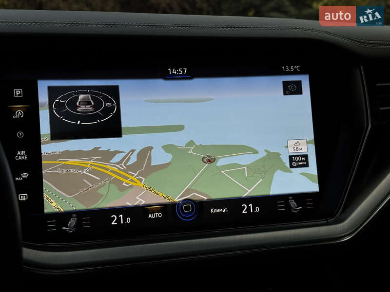 Внедорожник / Кроссовер Volkswagen Touareg 2021 в Днепре