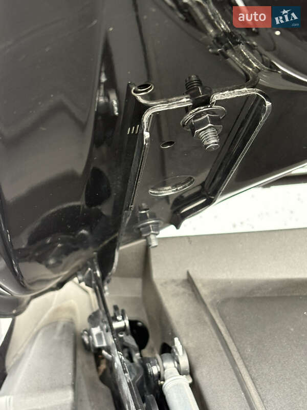 Внедорожник / Кроссовер Volkswagen Touareg 2019 в Львове