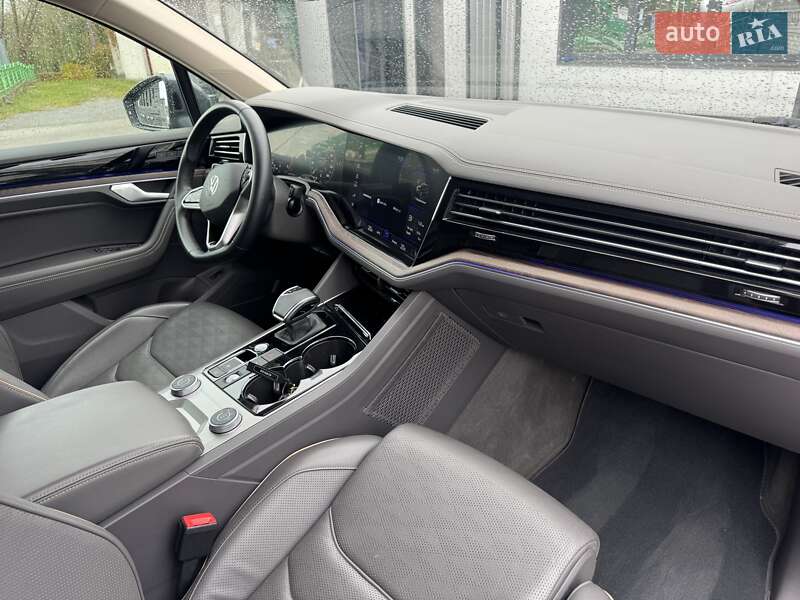 Внедорожник / Кроссовер Volkswagen Touareg 2022 в Тернополе фото 36 Внедорожник / Кроссовер Volkswagen Touareg 2022 в Тернополе