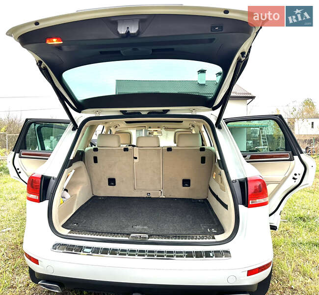 Внедорожник / Кроссовер Volkswagen Touareg 2014 в Киеве фото 19 Внедорожник / Кроссовер Volkswagen Touareg 2014 в Киеве