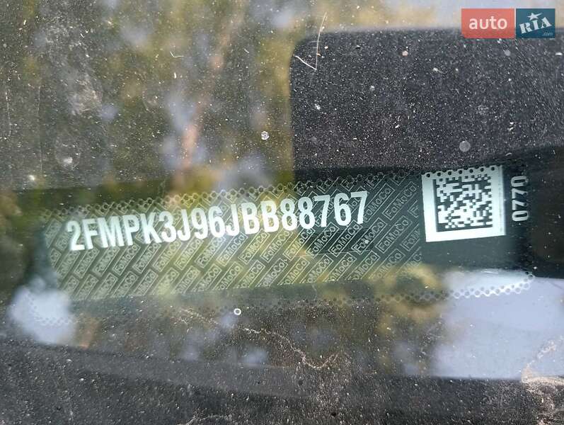 Позашляховик / Кросовер Volkswagen Touareg 2014 в Шепетівці