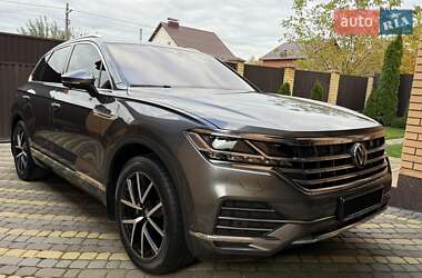 Внедорожник / Кроссовер Volkswagen Touareg 2020 в 