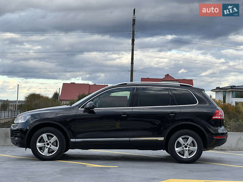 Позашляховик / Кросовер Volkswagen Touareg 2012 в Тернополі