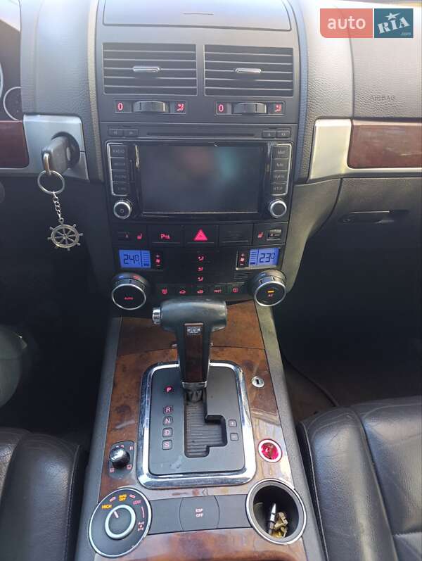 Внедорожник / Кроссовер Volkswagen Touareg 2004 в Городке фото 13 Внедорожник / Кроссовер Volkswagen Touareg 2004 в Городке