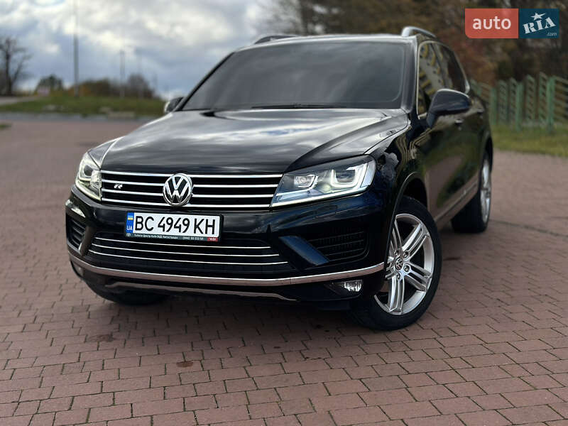 Внедорожник / Кроссовер Volkswagen Touareg 2016 в Львове