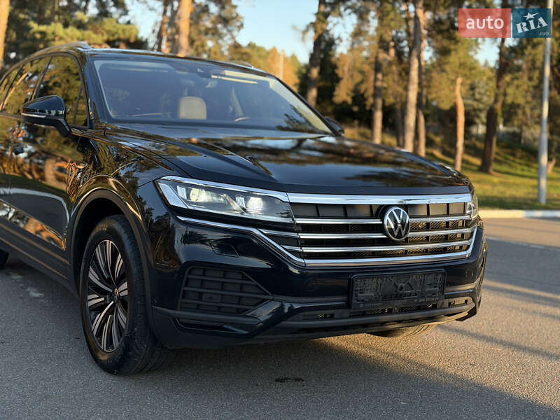 Позашляховик / Кросовер Volkswagen Touareg 2021 в Києві фото 6 Позашляховик / Кросовер Volkswagen Touareg 2021 в Києві
