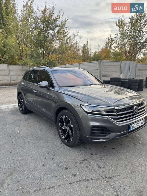 Позашляховик / Кросовер Volkswagen Touareg 2020 в Кривому Розі фото 2 Позашляховик / Кросовер Volkswagen Touareg 2020 в Кривому Розі