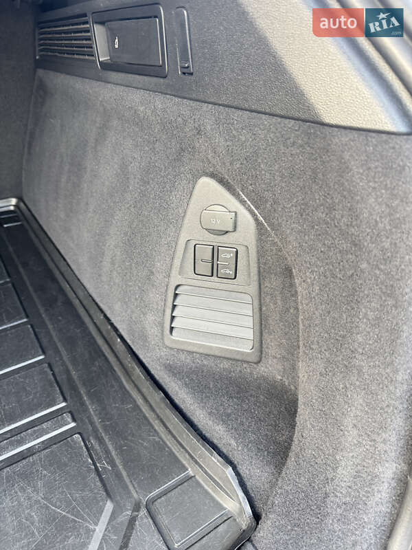 Позашляховик / Кросовер Volkswagen Touareg 2020 в Кривому Розі фото 12 Позашляховик / Кросовер Volkswagen Touareg 2020 в Кривому Розі