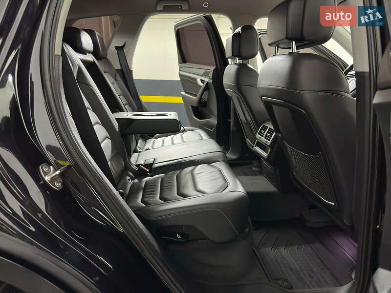 Позашляховик / Кросовер Volkswagen Touareg 2019 в Козятині фото 44 Позашляховик / Кросовер Volkswagen Touareg 2019 в Козятині