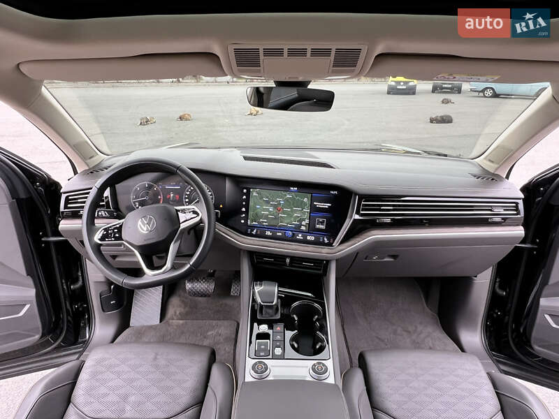 Позашляховик / Кросовер Volkswagen Touareg 2022 в Дніпрі фото 29 Позашляховик / Кросовер Volkswagen Touareg 2022 в Дніпрі