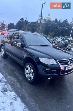 Внедорожник / Кроссовер Volkswagen Touareg 2009 в Почаеве