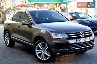 Внедорожник / Кроссовер Volkswagen Touareg 2011 в Львове