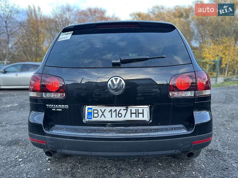 Внедорожник / Кроссовер Volkswagen Touareg 2008 в Хмельницком