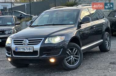 Внедорожник / Кроссовер Volkswagen Touareg 2008 в Хмельницком