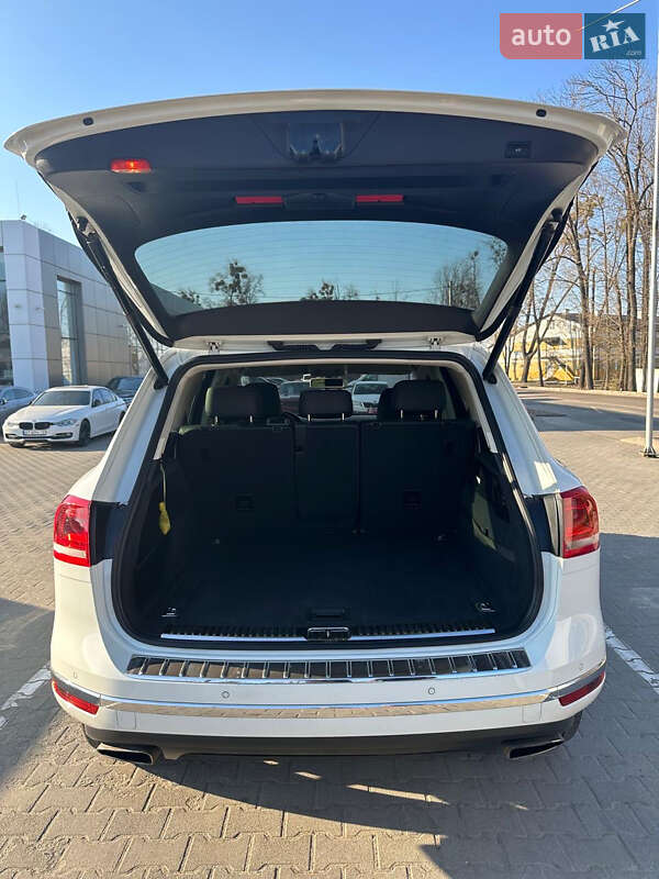 Позашляховик / Кросовер Volkswagen Touareg 2015 в Житомирі фото 7 Позашляховик / Кросовер Volkswagen Touareg 2015 в Житомирі