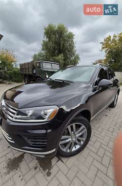 Позашляховик / Кросовер Volkswagen Touareg 2014 в Кам'янець-Подільському