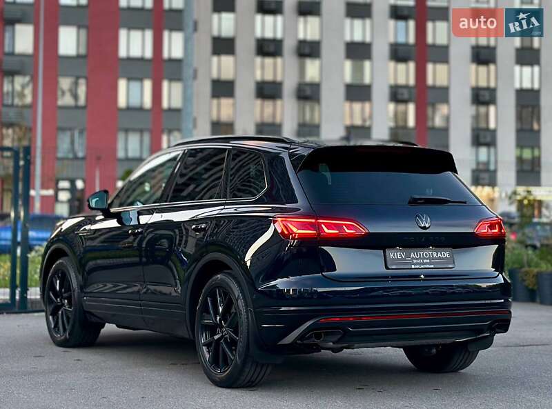 Позашляховик / Кросовер Volkswagen Touareg 2021 в Києві фото 12 Позашляховик / Кросовер Volkswagen Touareg 2021 в Києві