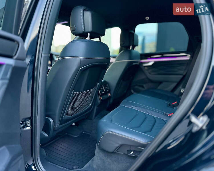Позашляховик / Кросовер Volkswagen Touareg 2021 в Києві фото 45 Позашляховик / Кросовер Volkswagen Touareg 2021 в Києві