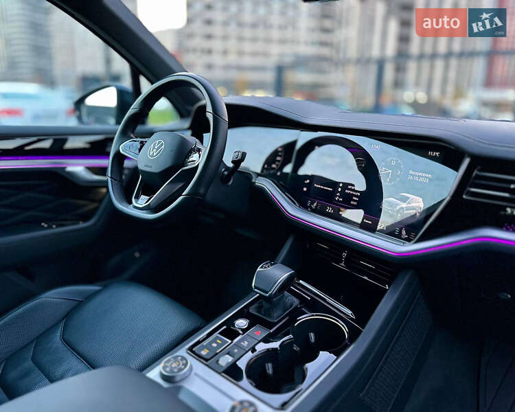 Позашляховик / Кросовер Volkswagen Touareg 2021 в Києві фото 58 Позашляховик / Кросовер Volkswagen Touareg 2021 в Києві