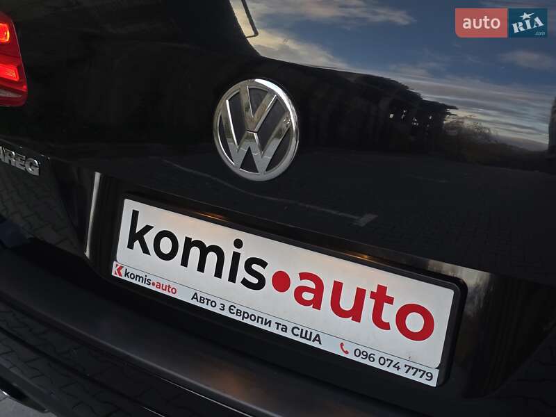 Позашляховик / Кросовер Volkswagen Touareg 2011 в Хмельницькому