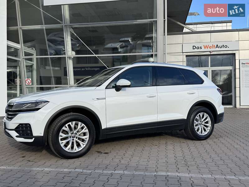 Позашляховик / Кросовер Volkswagen Touareg 2020 в Чернівцях фото 3 Позашляховик / Кросовер Volkswagen Touareg 2020 в Чернівцях
